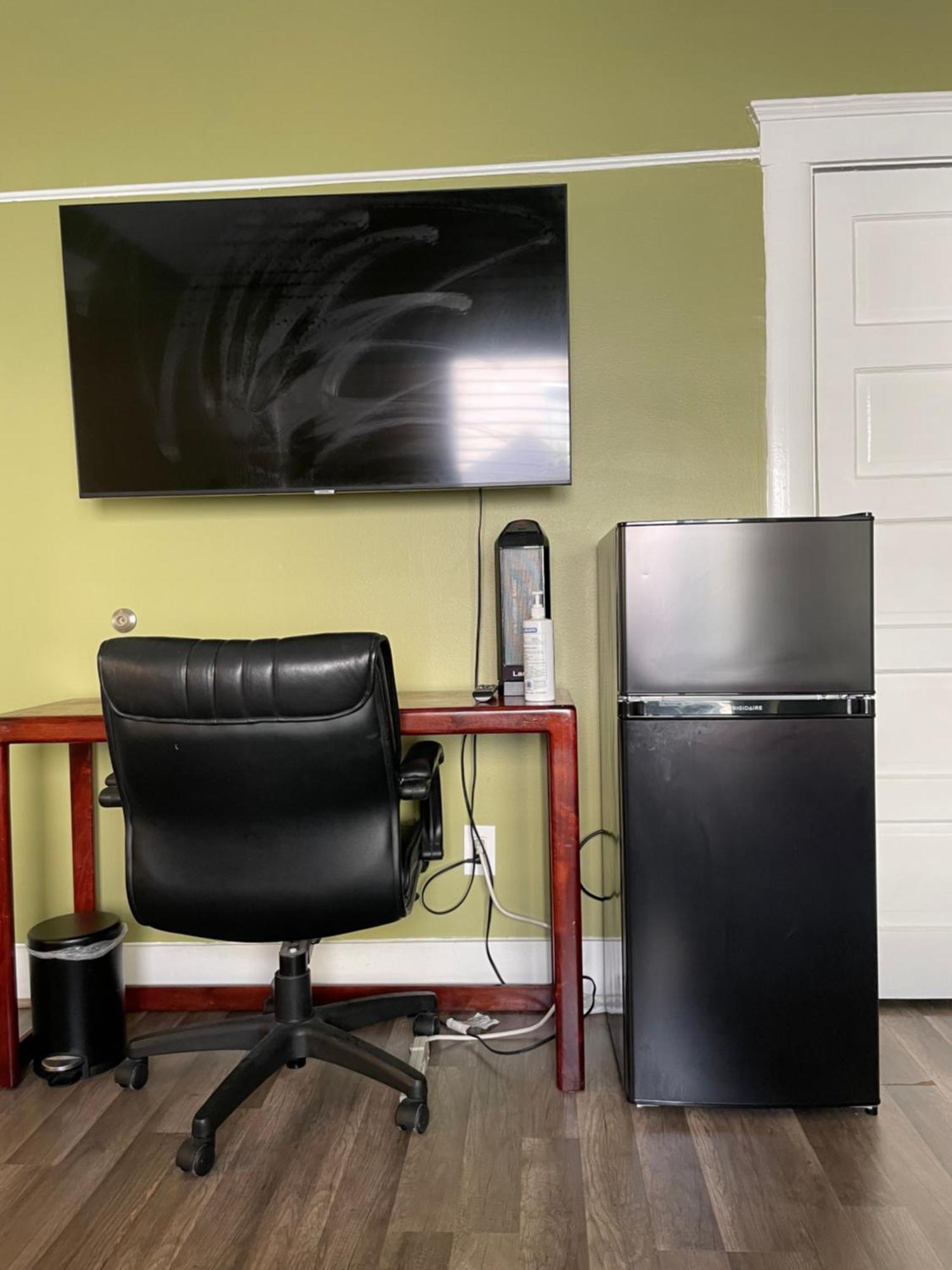 Private Large La Bedroom W Private Full Bathroom Or Half-Bathroom - Tv - Ac - Wifi - Private Fridge Near Usc - Exposition Park - Usc Memorial Coliseum - Banc Of California Bmo Stadium - Downtown Los Angeles Dtla - University Of Southern California Us Exterior photo
