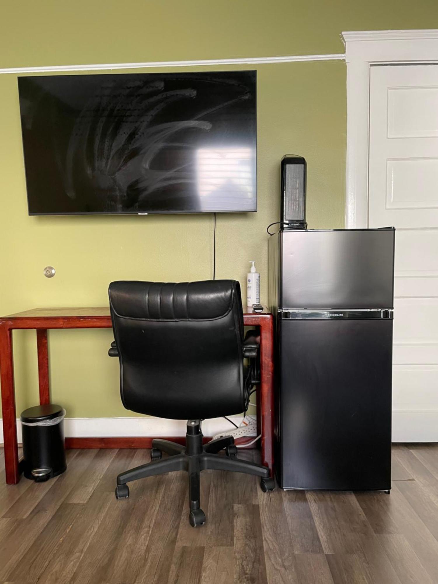 Private Large La Bedroom W Private Full Bathroom Or Half-Bathroom - Tv - Ac - Wifi - Private Fridge Near Usc - Exposition Park - Usc Memorial Coliseum - Banc Of California Bmo Stadium - Downtown Los Angeles Dtla - University Of Southern California Us Exterior photo