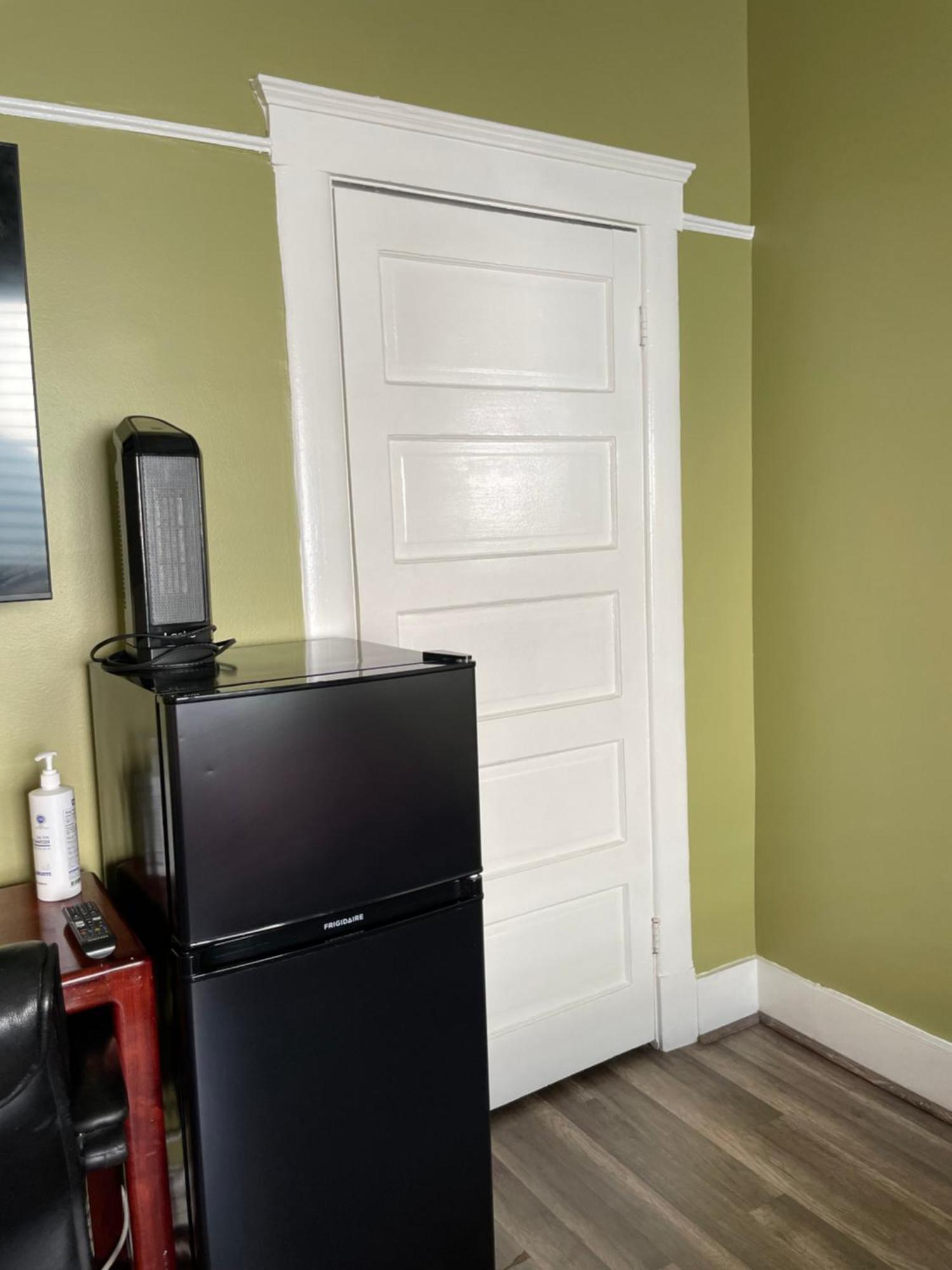 Private Large La Bedroom W Private Full Bathroom Or Half-Bathroom - Tv - Ac - Wifi - Private Fridge Near Usc - Exposition Park - Usc Memorial Coliseum - Banc Of California Bmo Stadium - Downtown Los Angeles Dtla - University Of Southern California Us Exterior photo