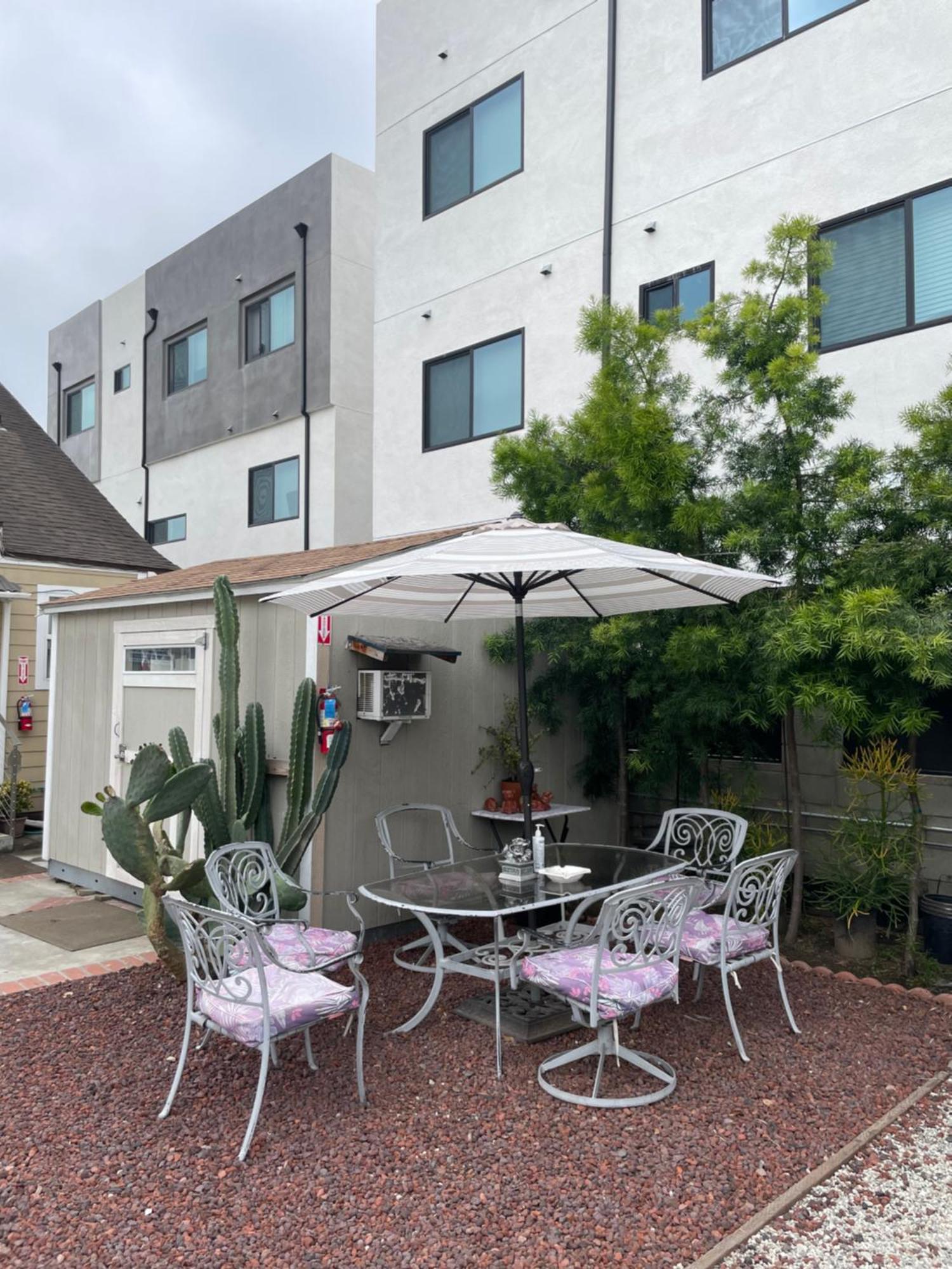 Private Large La Bedroom W Private Full Bathroom Or Half-Bathroom - Tv - Ac - Wifi - Private Fridge Near Usc - Exposition Park - Usc Memorial Coliseum - Banc Of California Bmo Stadium - Downtown Los Angeles Dtla - University Of Southern California Us Exterior photo